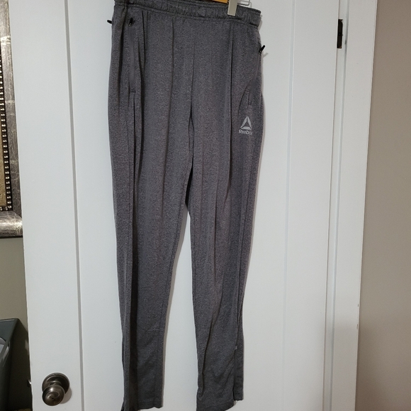 Men Reebok Joggers Size 30 - Picture 2 of 8